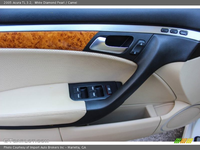 White Diamond Pearl / Camel 2005 Acura TL 3.2