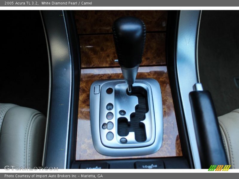 White Diamond Pearl / Camel 2005 Acura TL 3.2