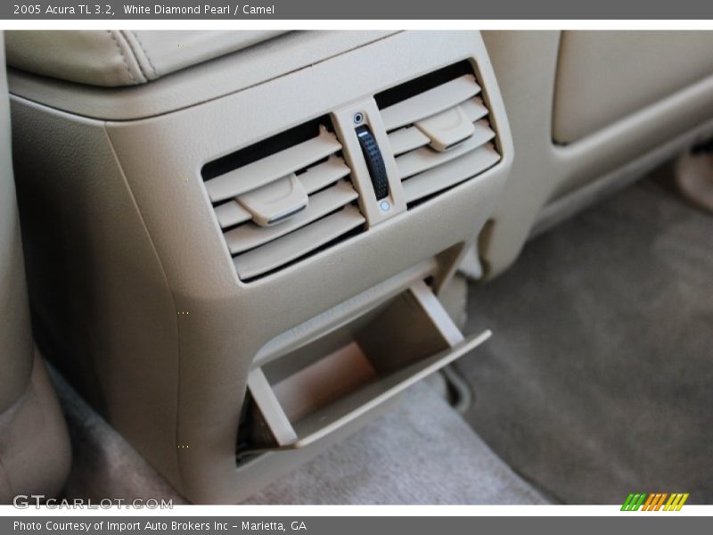 White Diamond Pearl / Camel 2005 Acura TL 3.2