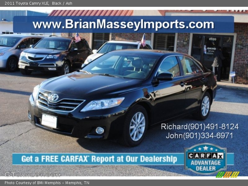 Black / Ash 2011 Toyota Camry XLE