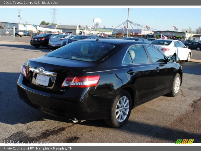 Black / Ash 2011 Toyota Camry XLE