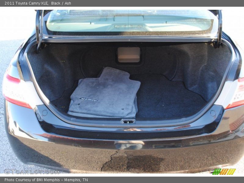 Black / Ash 2011 Toyota Camry XLE