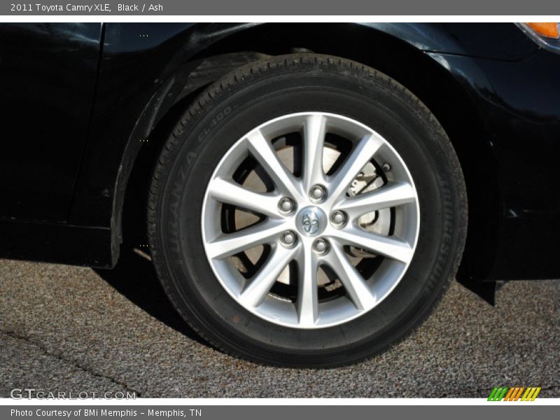 Black / Ash 2011 Toyota Camry XLE