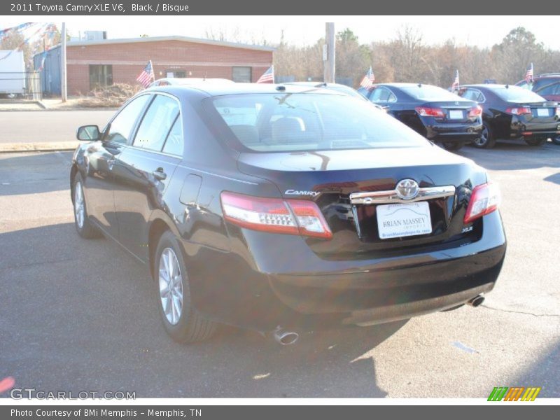 Black / Bisque 2011 Toyota Camry XLE V6