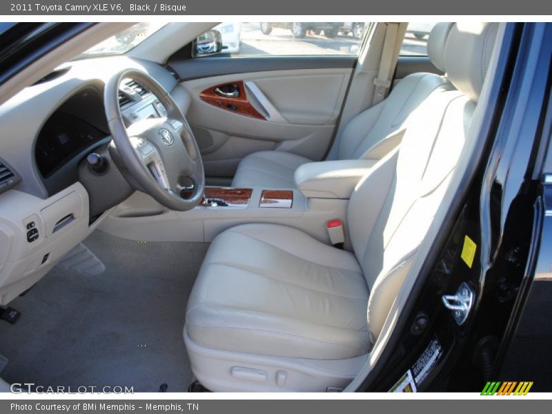 Black / Bisque 2011 Toyota Camry XLE V6