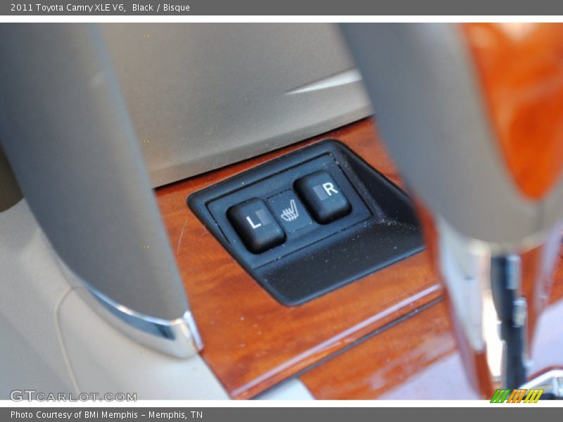 Black / Bisque 2011 Toyota Camry XLE V6