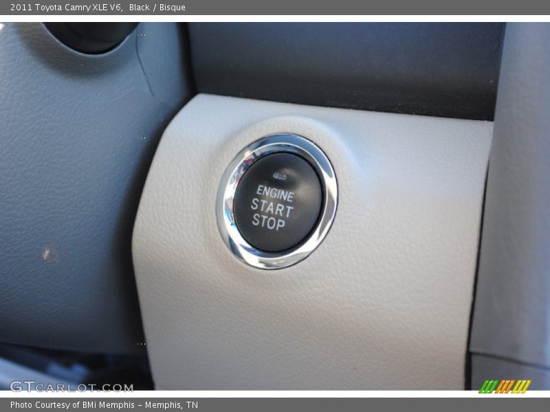 Black / Bisque 2011 Toyota Camry XLE V6