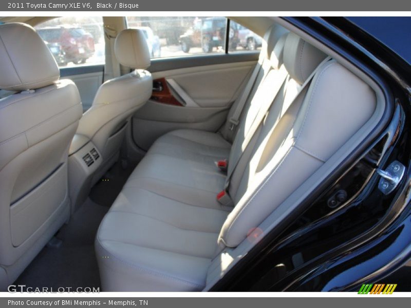 Black / Bisque 2011 Toyota Camry XLE V6