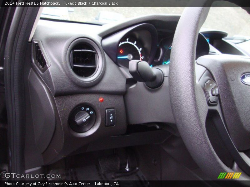 Tuxedo Black / Charcoal Black 2014 Ford Fiesta S Hatchback