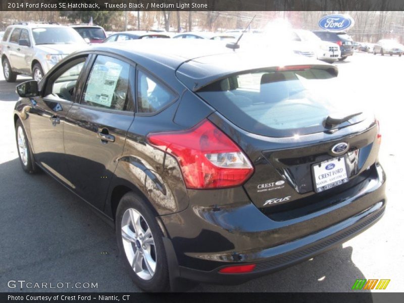 Tuxedo Black / Medium Light Stone 2014 Ford Focus SE Hatchback