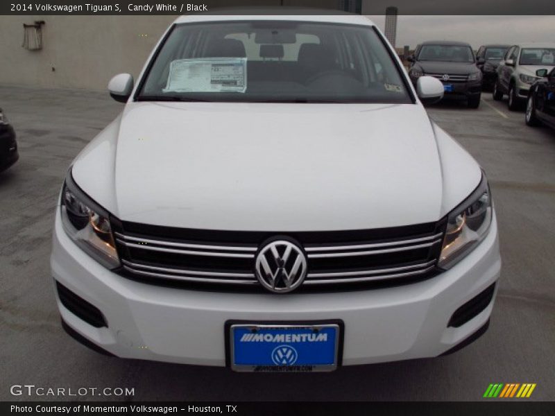 Candy White / Black 2014 Volkswagen Tiguan S