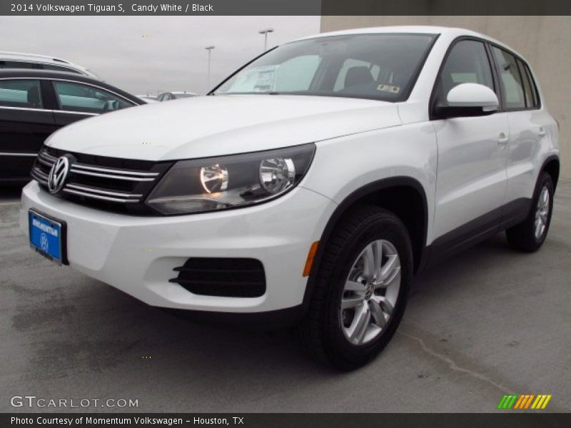 Candy White / Black 2014 Volkswagen Tiguan S