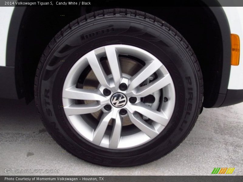 Candy White / Black 2014 Volkswagen Tiguan S