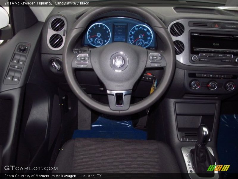 Candy White / Black 2014 Volkswagen Tiguan S