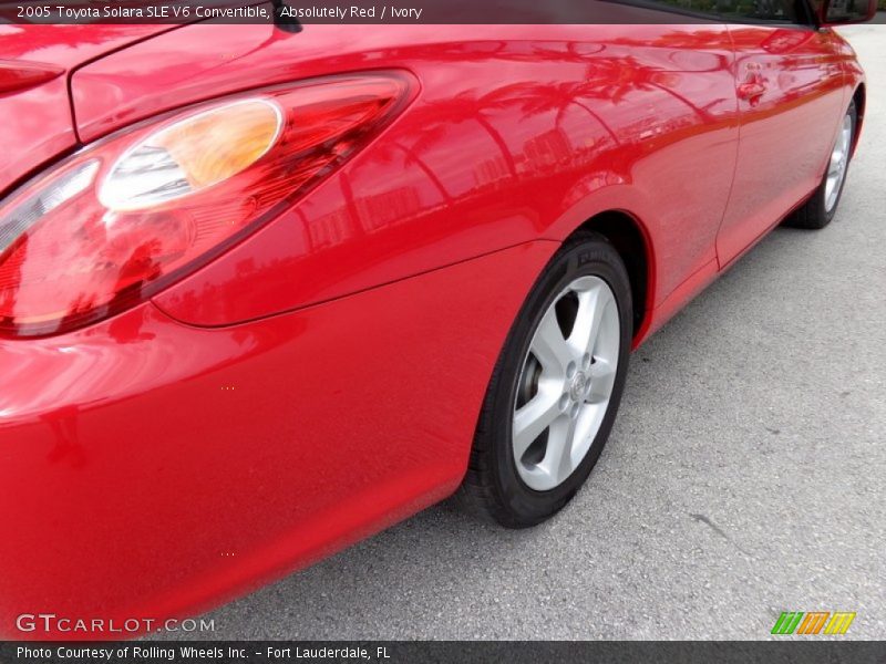 Absolutely Red / Ivory 2005 Toyota Solara SLE V6 Convertible