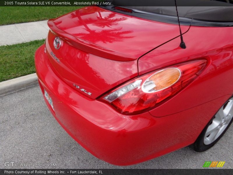 Absolutely Red / Ivory 2005 Toyota Solara SLE V6 Convertible