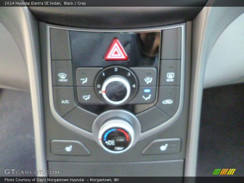 Black / Gray 2014 Hyundai Elantra SE Sedan