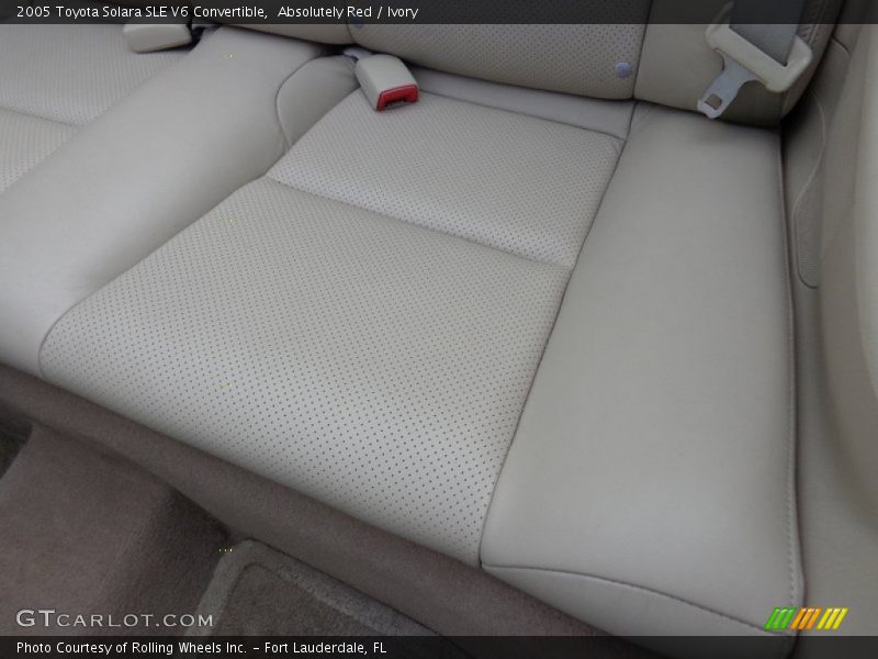 Absolutely Red / Ivory 2005 Toyota Solara SLE V6 Convertible