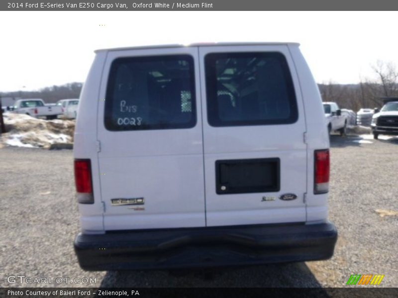 Oxford White / Medium Flint 2014 Ford E-Series Van E250 Cargo Van