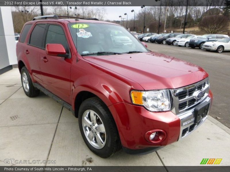 Front 3/4 View of 2012 Escape Limited V6 4WD