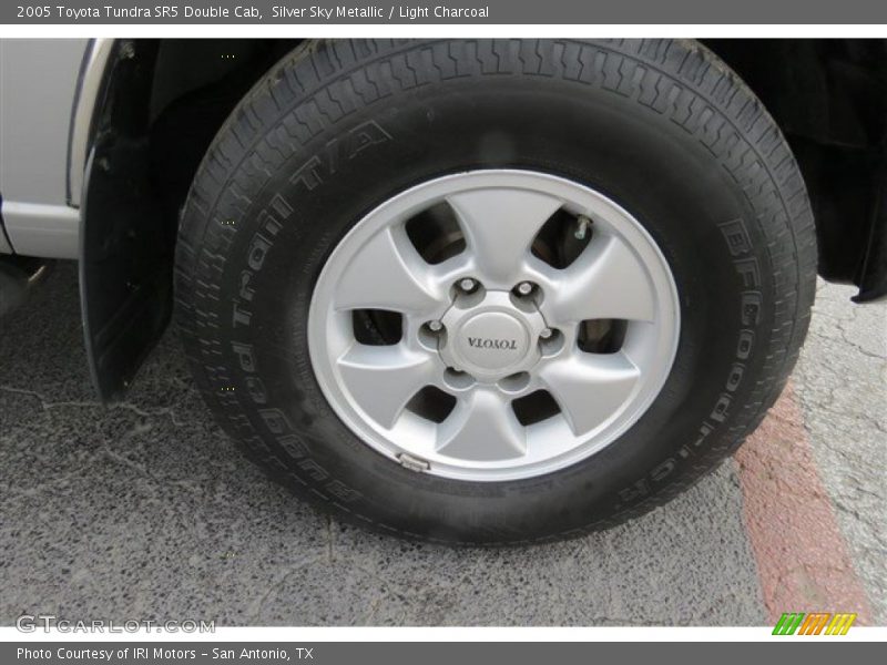 Silver Sky Metallic / Light Charcoal 2005 Toyota Tundra SR5 Double Cab