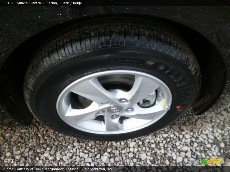Black / Beige 2014 Hyundai Elantra SE Sedan