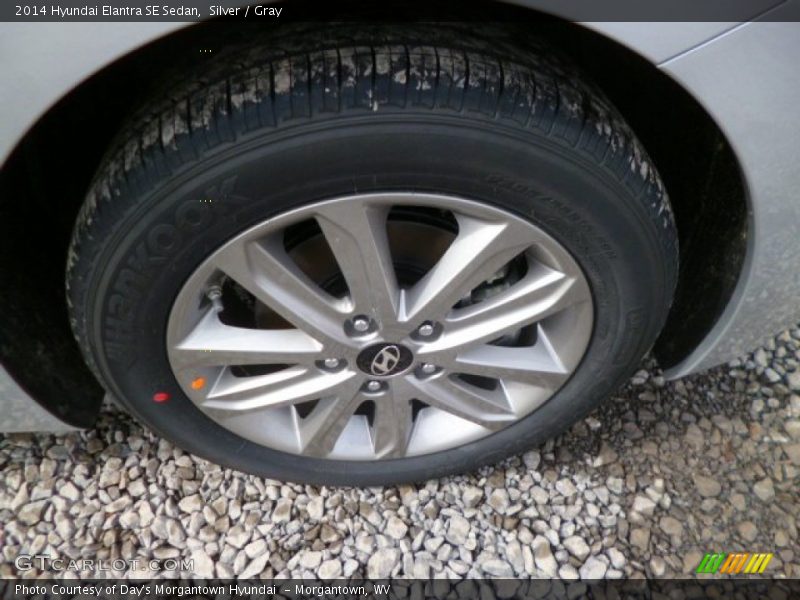 Silver / Gray 2014 Hyundai Elantra SE Sedan