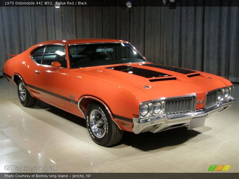 Rallye Red / Black 1970 Oldsmobile 442 W30