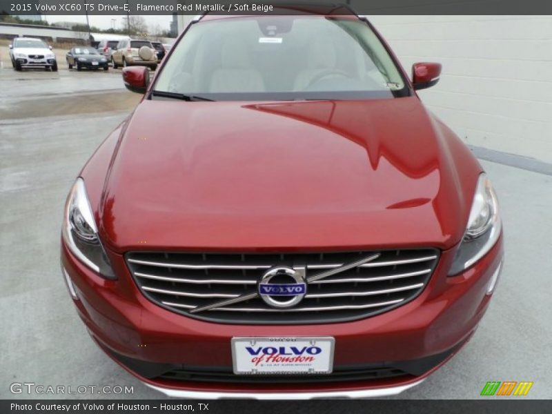 Flamenco Red Metallic / Soft Beige 2015 Volvo XC60 T5 Drive-E