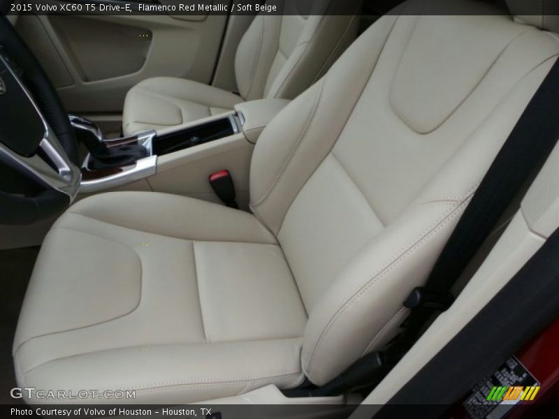 Front Seat of 2015 XC60 T5 Drive-E