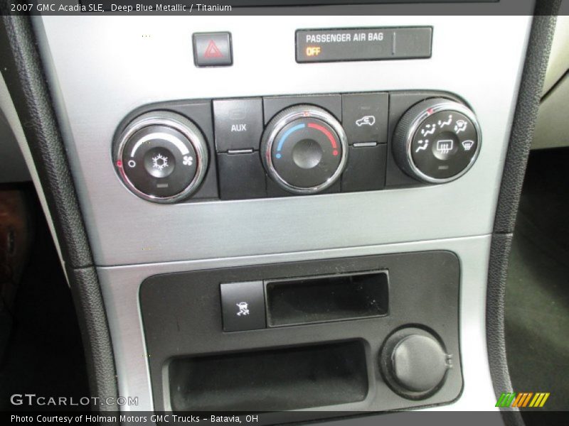 Deep Blue Metallic / Titanium 2007 GMC Acadia SLE