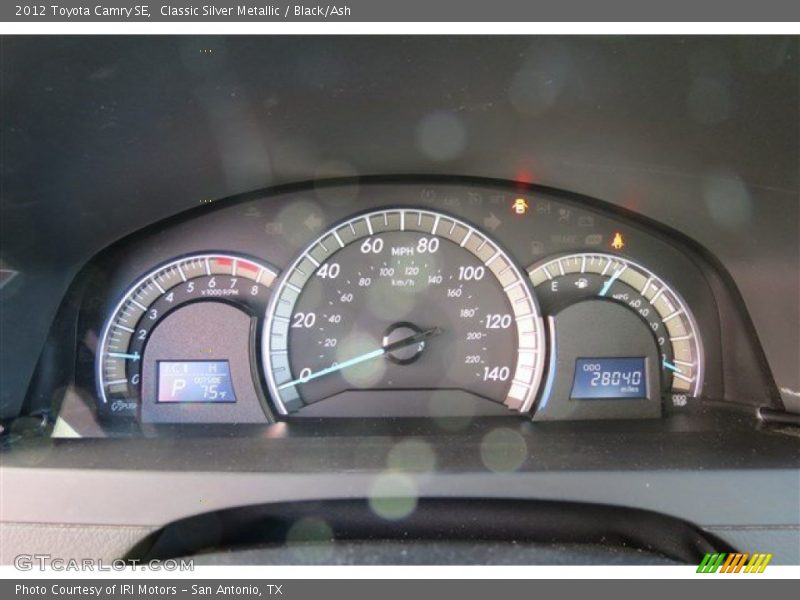 Classic Silver Metallic / Black/Ash 2012 Toyota Camry SE