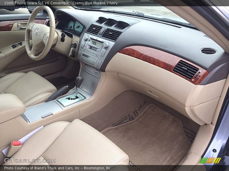 Dashboard of 2006 Solara SLE V6 Convertible