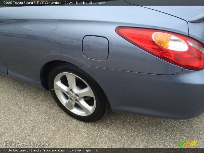 Cosmic Blue Metallic / Ivory 2006 Toyota Solara SLE V6 Convertible