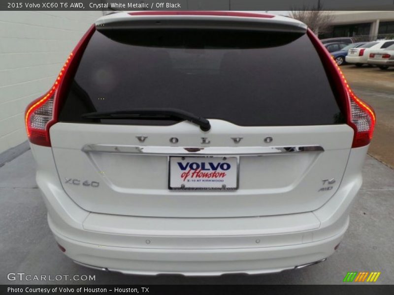 Crystal White Metallic / Off Black 2015 Volvo XC60 T6 AWD