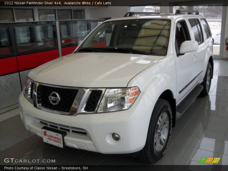 Avalanche White / Cafe Latte 2012 Nissan Pathfinder Silver 4x4