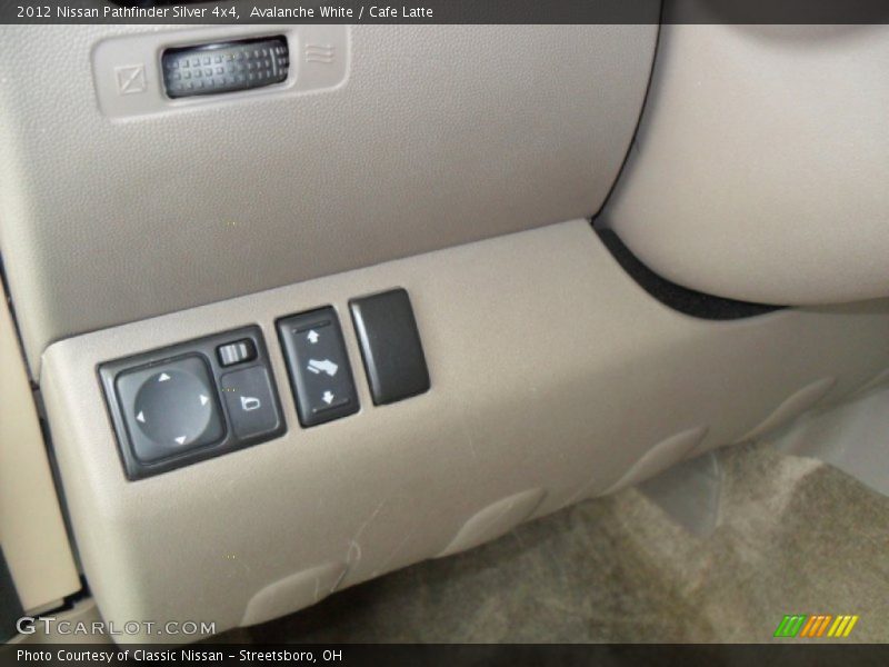 Avalanche White / Cafe Latte 2012 Nissan Pathfinder Silver 4x4
