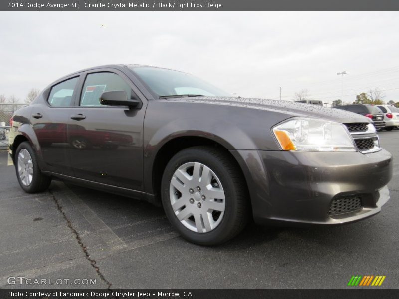 Granite Crystal Metallic / Black/Light Frost Beige 2014 Dodge Avenger SE