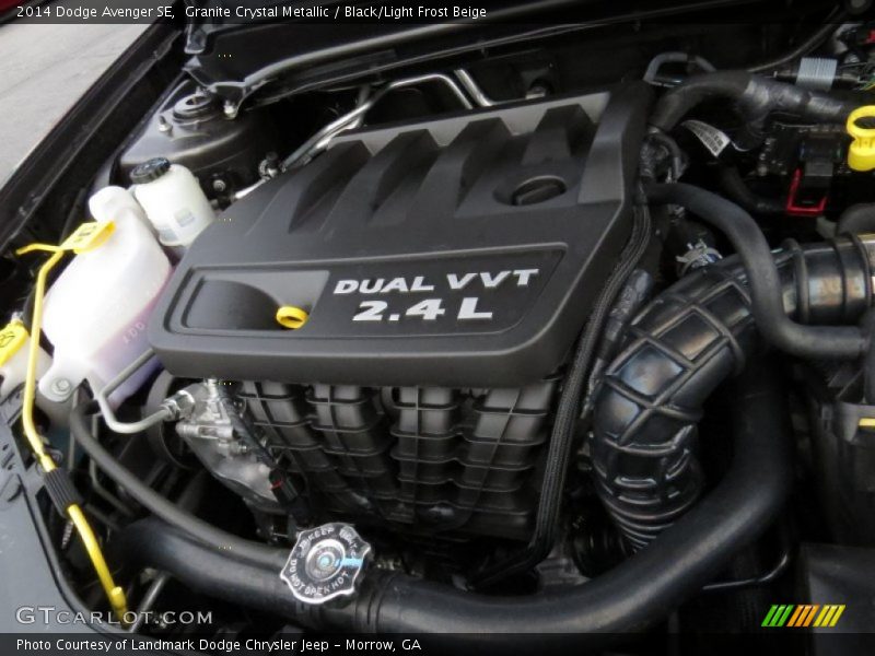 Granite Crystal Metallic / Black/Light Frost Beige 2014 Dodge Avenger SE