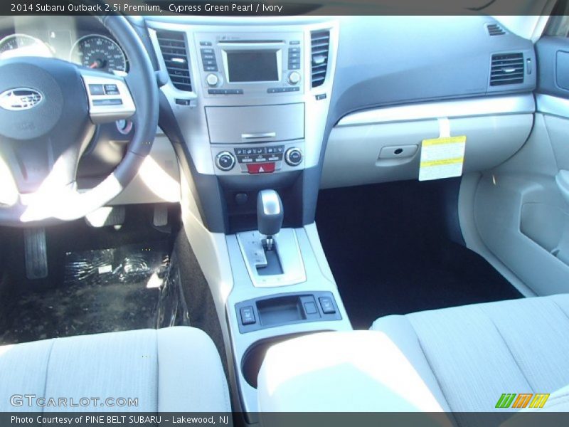 Cypress Green Pearl / Ivory 2014 Subaru Outback 2.5i Premium
