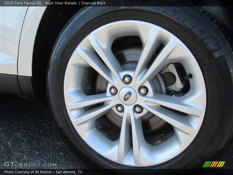 Ingot Silver Metallic / Charcoal Black 2013 Ford Taurus SEL