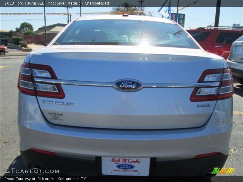 Ingot Silver Metallic / Charcoal Black 2013 Ford Taurus SEL
