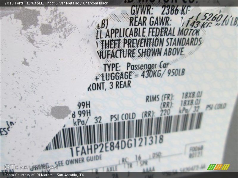 Ingot Silver Metallic / Charcoal Black 2013 Ford Taurus SEL