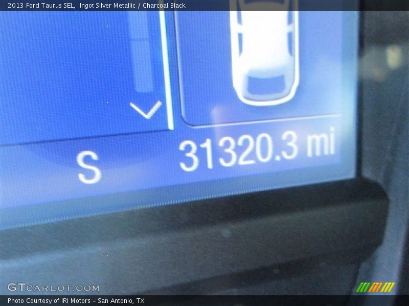 Ingot Silver Metallic / Charcoal Black 2013 Ford Taurus SEL