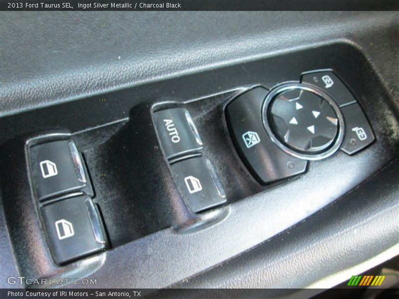 Ingot Silver Metallic / Charcoal Black 2013 Ford Taurus SEL