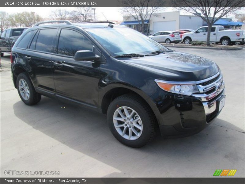 Tuxedo Black / Charcoal Black 2014 Ford Edge SE