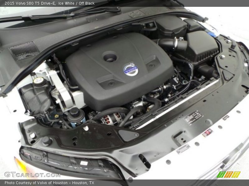  2015 S80 T5 Drive-E Engine - 2.0 Liter DI Turbocharged DOHC 16-Valve VVT Drive-E 4 Cylinder
