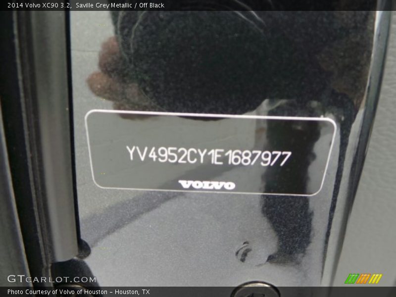 Saville Grey Metallic / Off Black 2014 Volvo XC90 3.2