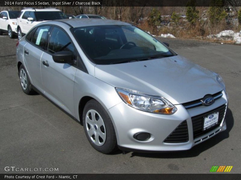 Ingot Silver / Charcoal Black 2014 Ford Focus S Sedan