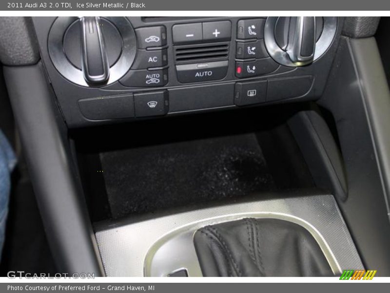 Ice Silver Metallic / Black 2011 Audi A3 2.0 TDI